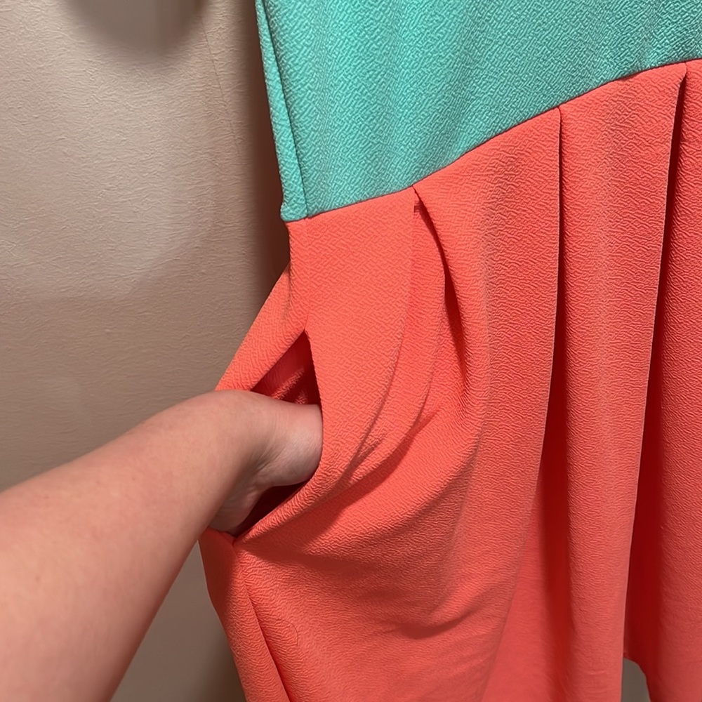⭐The Amelia Dress by LuLaRoe⭐ - Picture 8 of 9